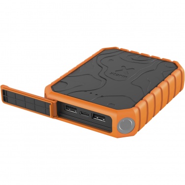 Logotrade Werbeartikel das Foto: Xtorm XR201 Xtreme 20 W 10.000 mAh QC3.0 wasserdichte, robuste Powerbank mit Taschenlampe