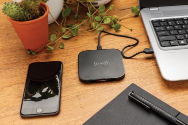 Logotrade werbemittel das Foto: Wireless-5W-Charging-Pad