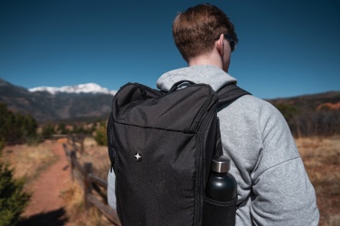 Logotrade Werbeartikel das Foto: Swiss Peak AWARE™ Easy Access 15.6" Laptop-Rucksack