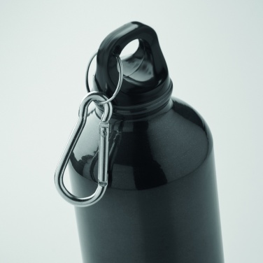 Logotrade Firmengeschenke das Foto: Einwandige 500-ml-Wasserflasche aus recyceltem Aluminium mit Karabiner