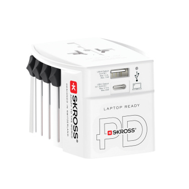 Logotrade Firmengeschenke das Foto: SKROSS World Travel Adapter MUV 65W PD mit USB-C-Kabel