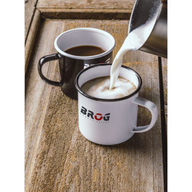 Logotrade Firmengeschenke das Foto: Retro Emaille Tasse 350 ml