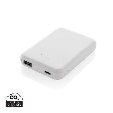 Logotrade Firmengeschenke das Foto: Stellar 5.000mAh 5W magnetische Powerbank aus RCS rec. ABS