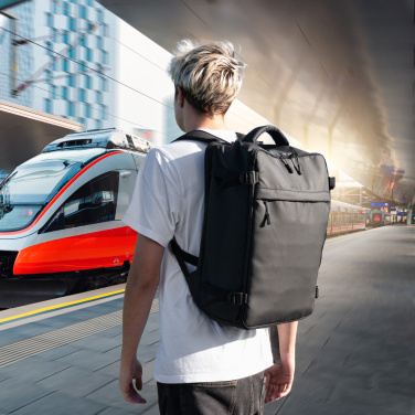 Logotrade werbemittel das Foto: Rucksack PALUDI Schwarzwolf