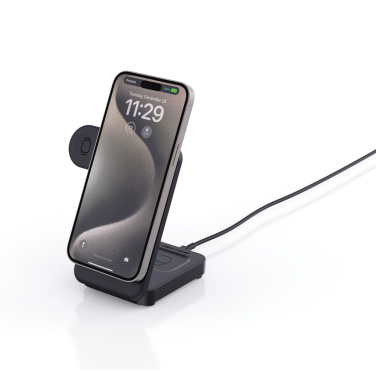 Logotrade Geschäftsgeschenke das Foto: Urban Vitamin Arcadia 15W 3in1 Magnet-Charger aus RCS rABS