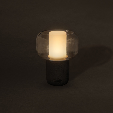 Logotrade Werbegeschenke das Foto: Lux 10W Lautsprecherlampe aus RCS recyceltem Kunststoff