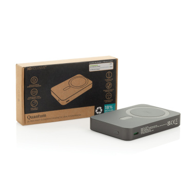 Logotrade Werbegeschenke das Foto: Quantum RCS Ultra-Fast 25W 10.000mAh magnetische Powerbank