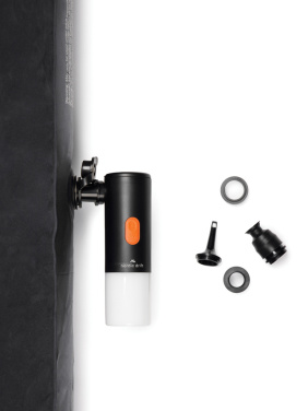 Logotrade Werbeartikel das Foto: Nordic Drift Titan 2-in-1-Luftpumpe und Campinglampe