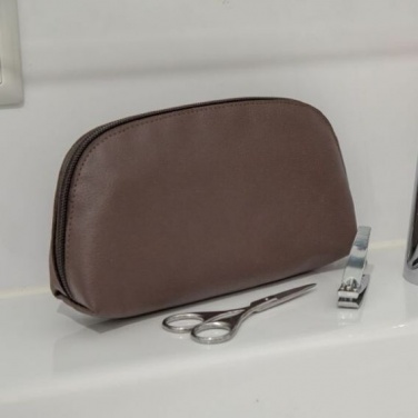 Logo trade promotional merchandise photo of: Apple Leather Toiletry Bag