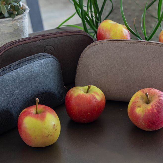 Logo trade advertising products picture of: Apple Leather Toiletry Bag