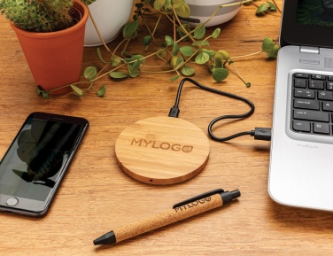 Logo trade promotional items picture of: Bamboo 5W round wireless charger