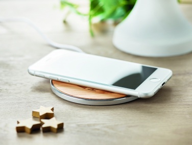 Logo trade promotional merchandise picture of: Bamboo wireless charger 10W