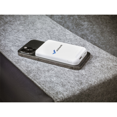 Logo trade promotional gifts image of: Force Magnetic RCS Recycled Wireless Powerbank 5000