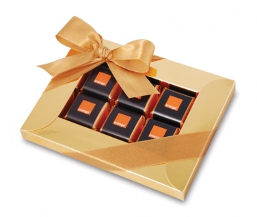 Logotrade reklaamkingituse foto: Kandilised šokolaadibatoonid kinkekarbis