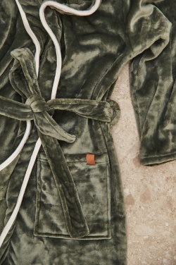 Logotrade reklaamkingi foto: VINGA Louis luksuslik plüüsist hommikumantel, suurus L-XL