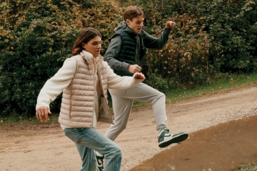 Logotrade ärikingitused pilt: Iqoniq Meru meeste taaskasutatud polüestrist vest