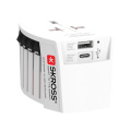 SKROSS World Travel Adapter MUV 2-pooluseline USB A ja C-ga, valge