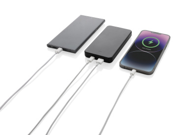 Logo trade reklaamkingitused foto: Boostcore RCS taaskasutatud plastist akupank 10 000 mAh USB C