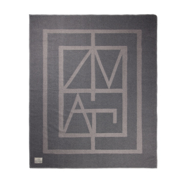 Logotrade meened pilt: VINGA Monogramm GRS tekk