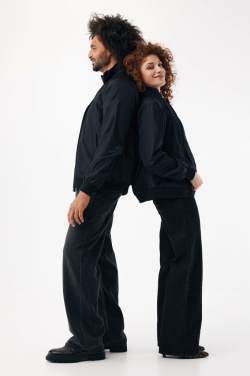 Logo trade reklaamtooted foto: IQONIQ Odin taaskasutatud polüestrist kerge unisex jakk