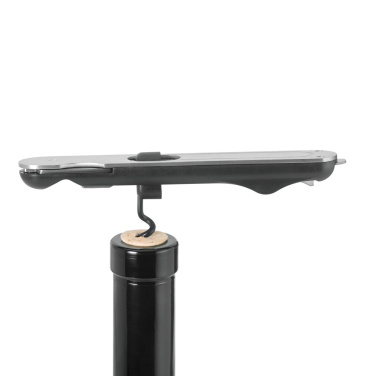 Logotrade firmakingituse foto: AdHoc PushPull korgitser