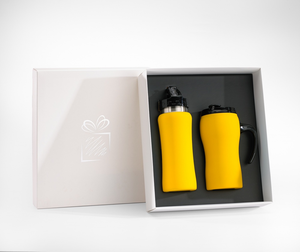 Logotrade mainostuote tuotekuva: Komplekt: joogipudel ja termokruus Colorissimo, kollane