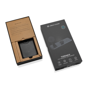 Logotrade liikelahjat kuva: Urban Vitamin Torrance 3 in 1 magneettinen 15 W laturi