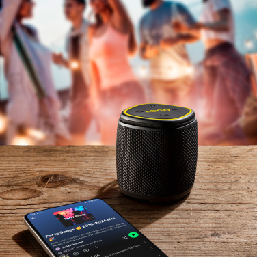 Logotrade liikelahja tuotekuva: Bluetooth-kaiutin HERMON Schwarzwolf