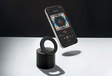 Logotrade mainoslahja tuotekuva: Magpulse RCS -3 W kaiutin, kierrätysmuovia, magneettipidike