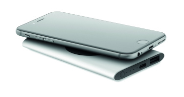Logotrade reklaminiai produktai nuotrauka: Maitinimo blokas 5000mAh 15W