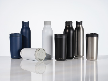 Logotrade biznesa dāvanas foto: Avira Alok RCS re-steel 360 ūdens pudele 600ml