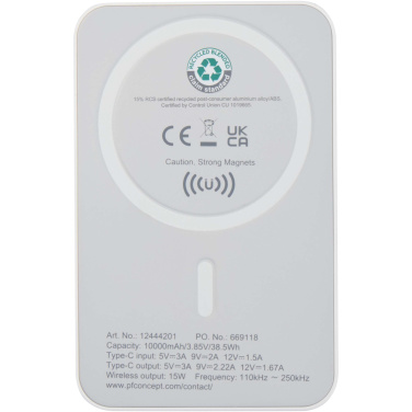 Logotrade korporatīvās dāvanas foto: Acrab 10.000 mAh 15W magnētiskā bezvadu pārnēsājamā uzlādes ierīce ar 20W PD - izgatavota no pārstrādātas plastmasas