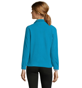 Logotrade biznesa dāvanas foto: NORTH WOMEN FLEECE ar Rāvējslēdzēju