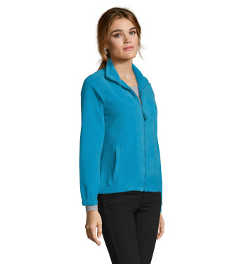 Logotrade dāvanas foto: NORTH WOMEN FLEECE ar Rāvējslēdzēju