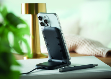 Логотрейд бизнес-подарки картинка: Foldable wireless charger 15W