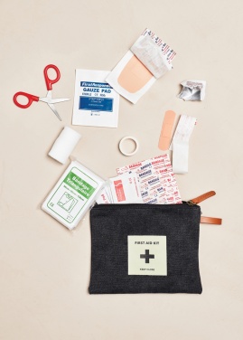 Logotrade reklamprodukter bild: VINGA Asado first aid kit