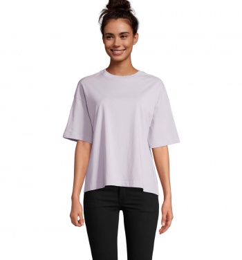 Logotrade kampanjprodukter bild: BOXY WOMEN OVERSIZE T-SHIRT