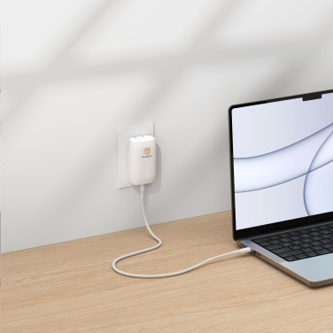 Logotrade profilreklam bild: Belkin BoostCharge 3-ports väggladdare