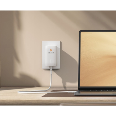 Logotrade kampanjprodukter bild: Belkin BoostCharge 3-ports väggladdare