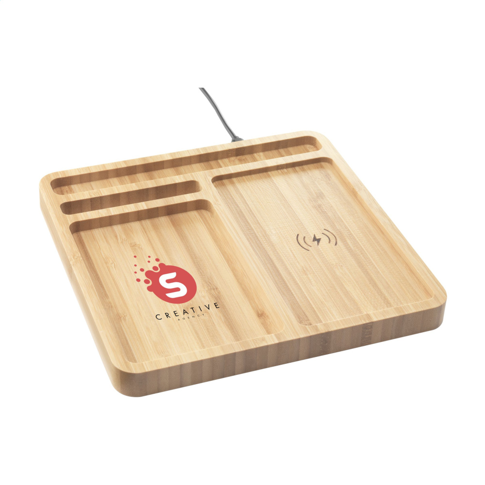 Logotrade profilprodukter bild: Bamboo Organizer laddare