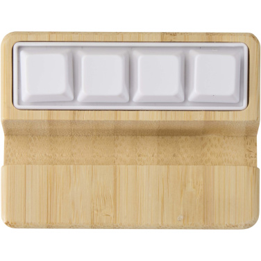 Logotrade kampanjprodukter bild: Algol telefonställ och fidget-leksak av återvunnen plast med detaljer i bambu