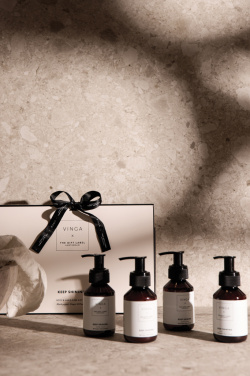 Logotrade presentreklam bild: VINGA x TGL kropps- och handvård gåvoset