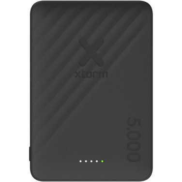 Logotrade presentreklam bild: Xtorm Go2 trådlös powerbank på 15 W, 5 000 mAh