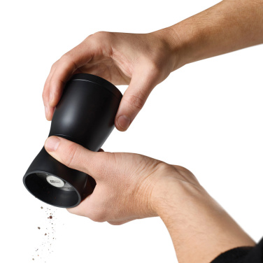Logotrade reklamprodukter bild: AdHoc Twin salt- och pepparkvarnsset