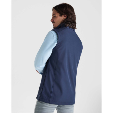 Logotrade profilprodukter bild: Nevada unisex softshellväst